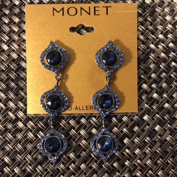 Earring Bundle - Picture 2 of 3